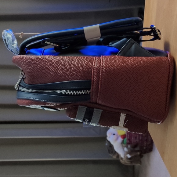 NWT Dallas Cowboys Loungefly Mini Backpack - Picture 4 of 5